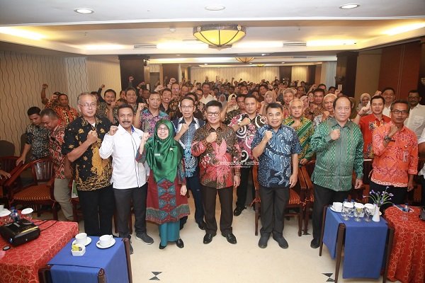 Gubernur Dorong Pembentukan Desa Inovasi  – Irianto : Inovasi Harus Jadi Budaya dan Gerakan