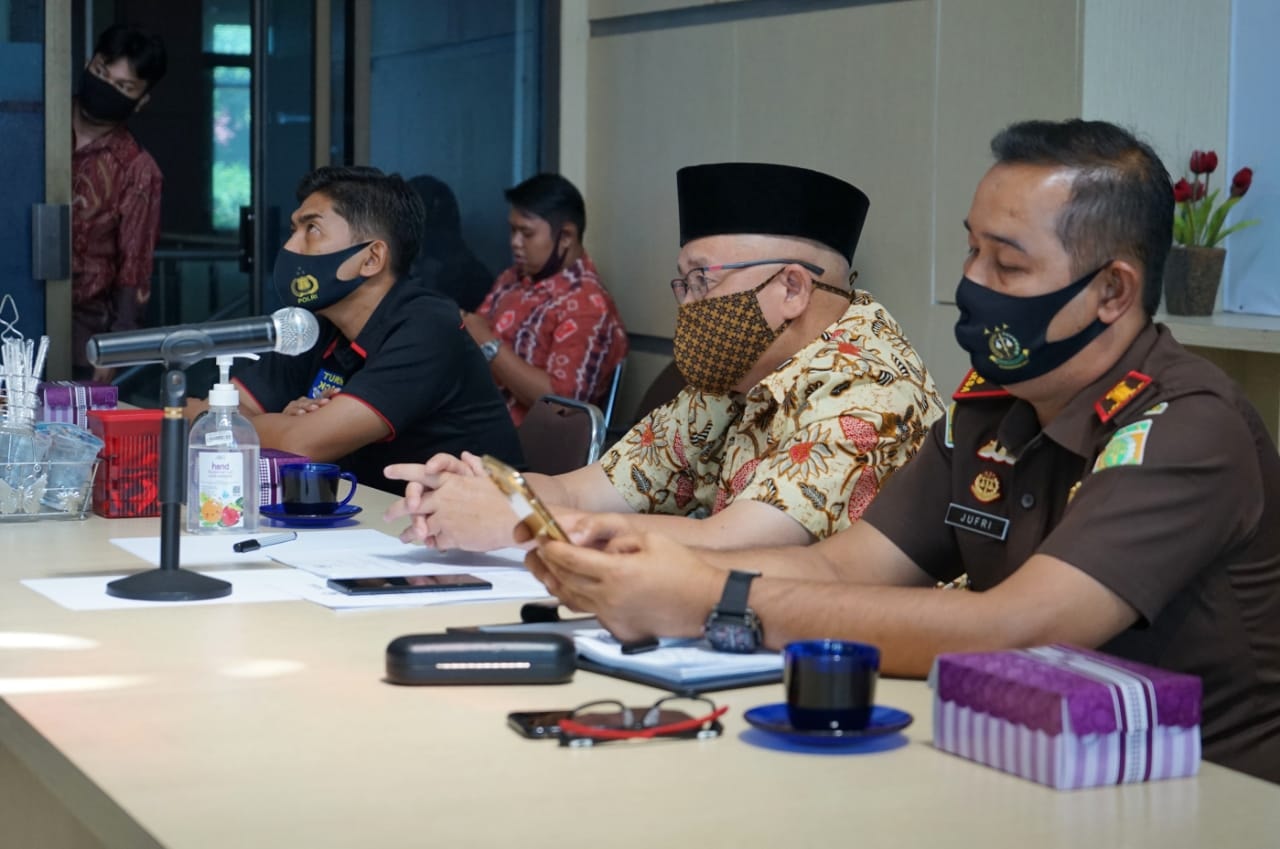 Wabup Ikuti Vidcon Bersama Mendagri