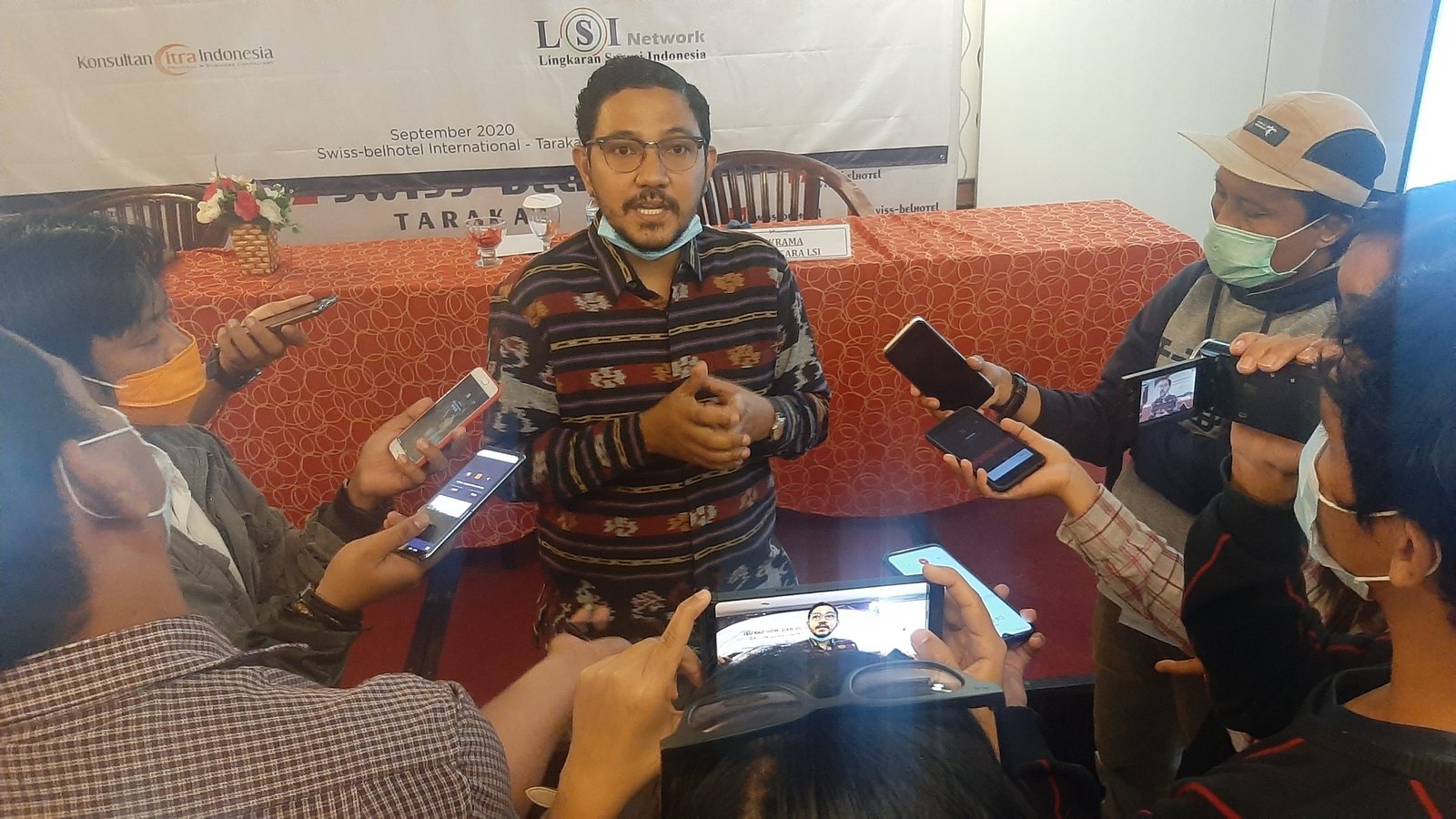 Survei LSI, Irianto Lambrie Puncaki Klasemen Elektabilitas