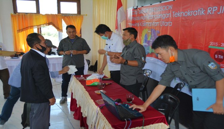 Bappeda-Litbang Susun Rancangan Teknokratik RPJMD 2022-2026  – Digelar Virtual Meeting di Krayan, Nunukan