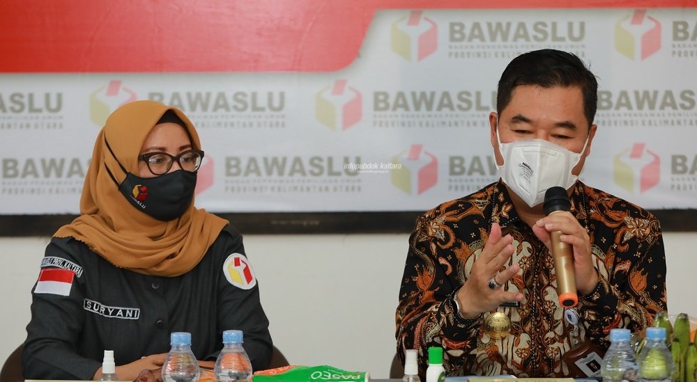 Pemprov Dukung Distribusi Logistik dan Penerapan e-Rekap  – Pjs Gubernur Kunjungi Kantor KPU Kaltara
