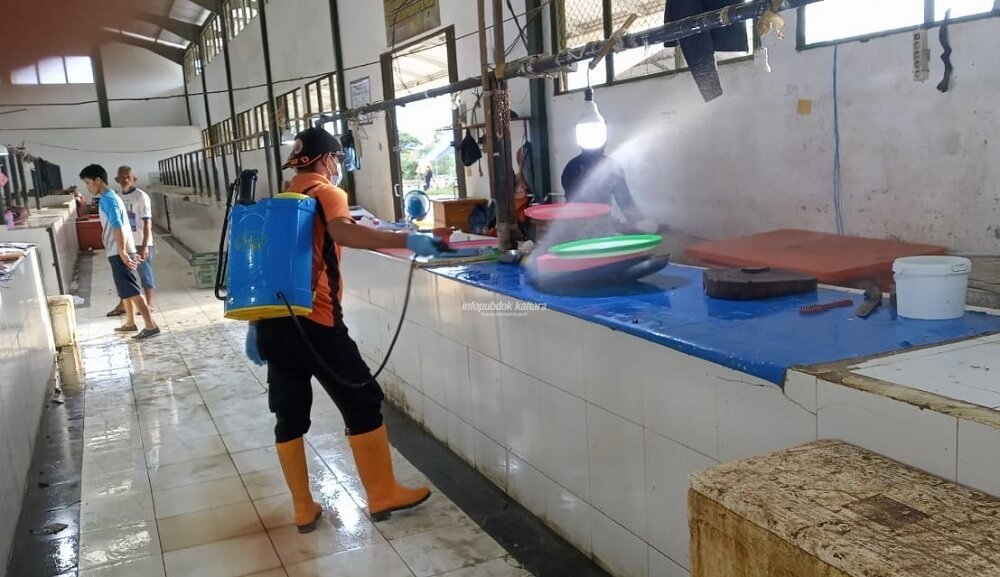 Cegah Corona, BPBD Lakukan Penyemprotan
