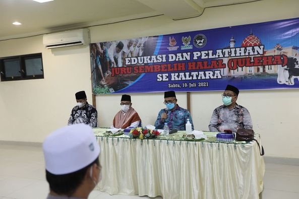 EDUKASI JURU SEMBELIH HALAL WALI KOTA: IKUTI PROTOKOL KESEHATAN