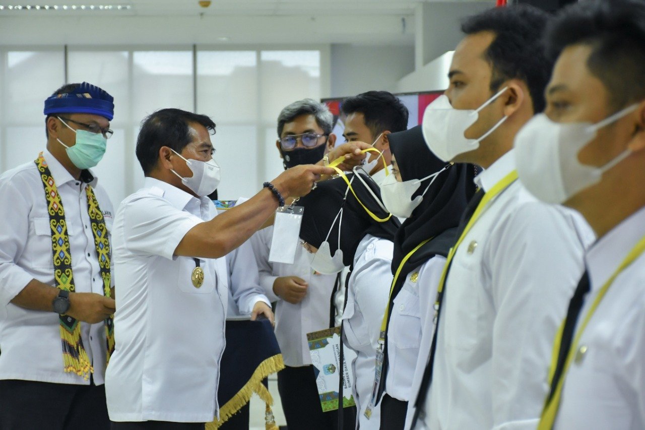 Penutupan Latsar, Gubernur Harapkan Inovasi dan Kreativitas ASN Kaltara