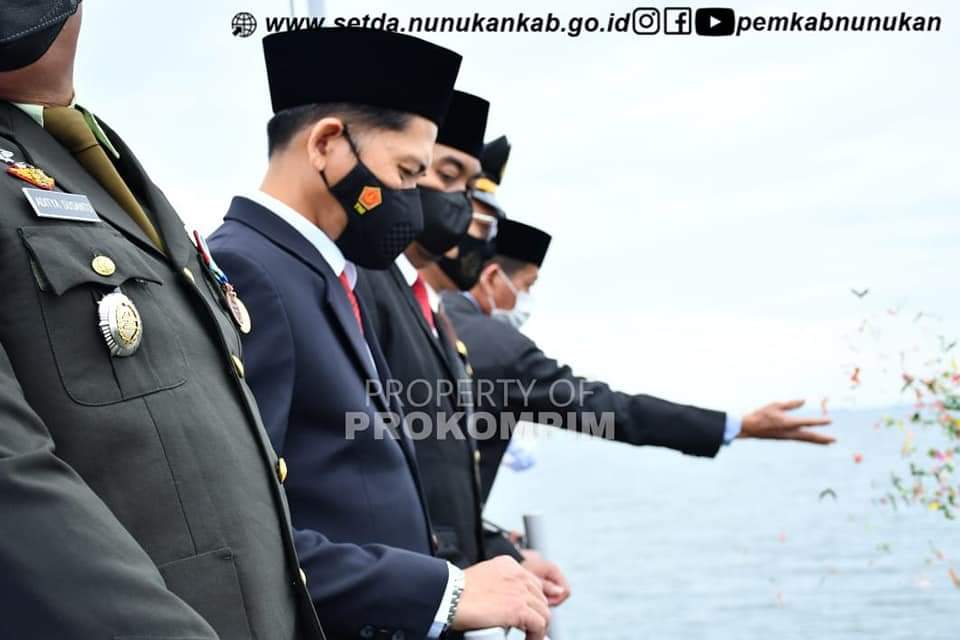 Sekda Serfianus Hadiri Upacara Hari Dharma Samudra di KRI Singa 651