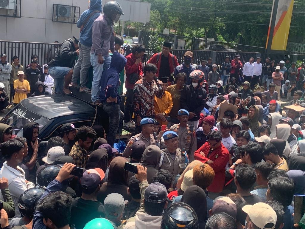 Demo ke DPRD Tarakan, Aliansi Beraksi Tuntut Kenaikan Harga Rumput Laut 