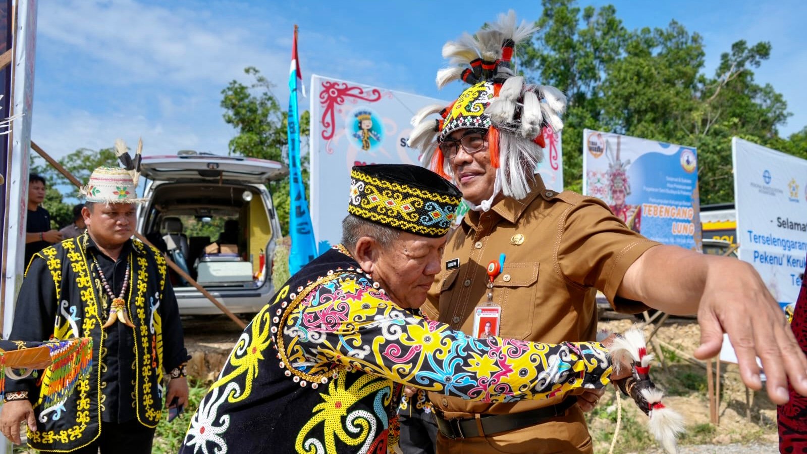 Pagelaran Seni Budaya Dayak dan Pekenu’, Upaya Merayakan Keberagaman