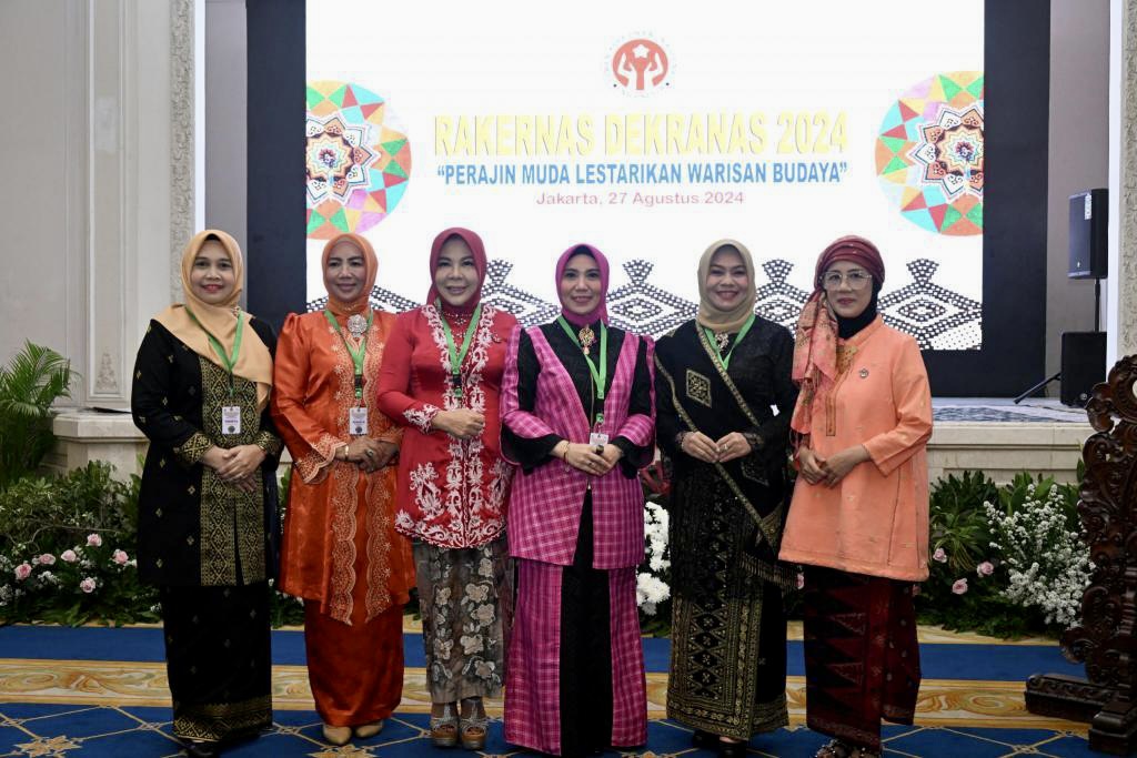 Dorong Perajin Muda, Lestarikan Warisan Budaya