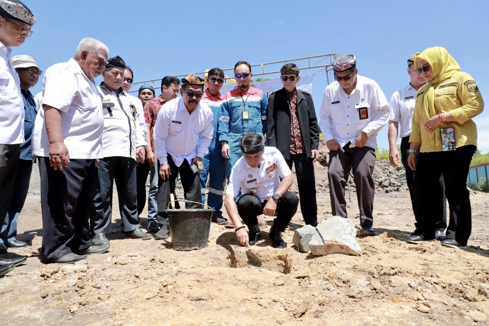 Gubernur Kaltara Letakkan Batu Pertama Pembangunan SLB Negeri Bunyu