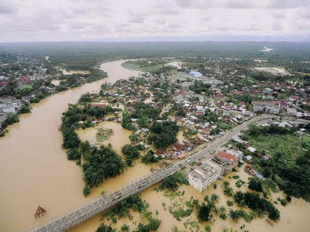 Banjir Di Aceh Sebabkan Jalan Nasional Aceh-Medan Putus Total