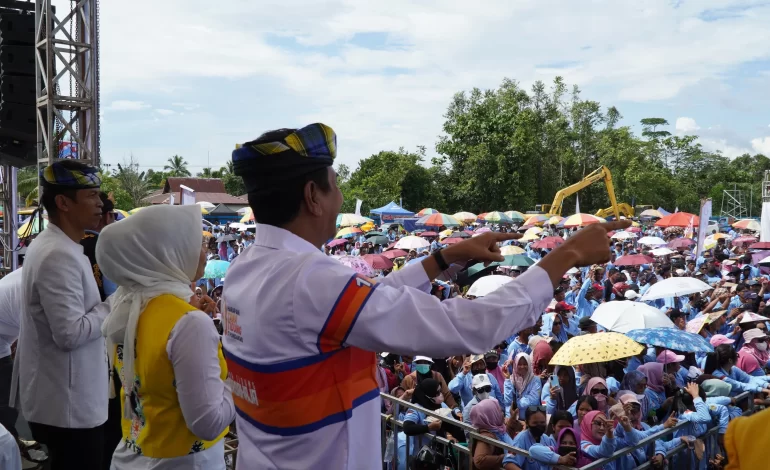 PECAH! Kampanye Said Agil-Hendrik di KTT, Ribuan Pendukung SAH ‘Pesta Rakyat’