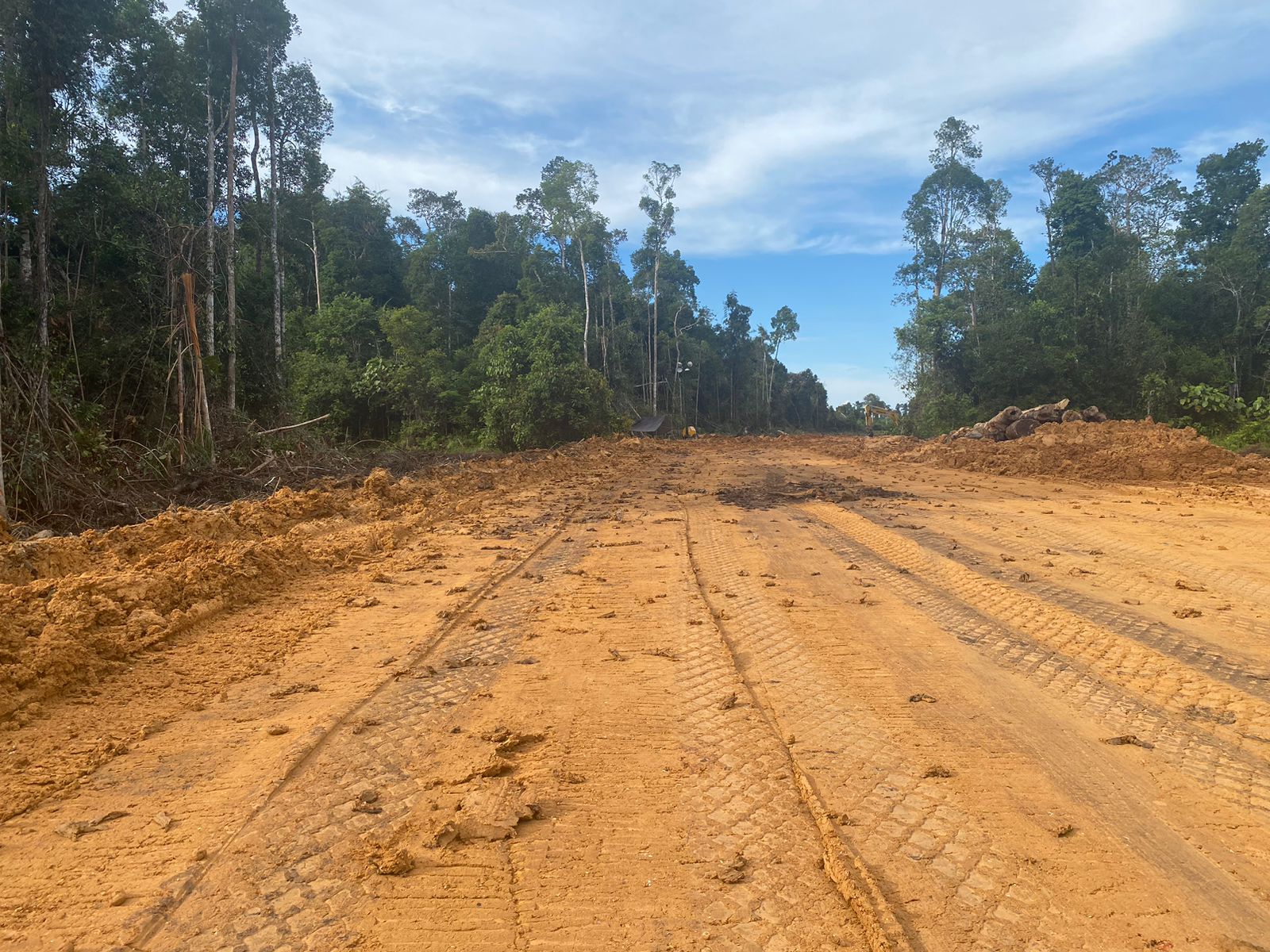 Dugaan Perusahaan Tambang Serobot Lahan, Warga Ancam Somasi dan Blokade