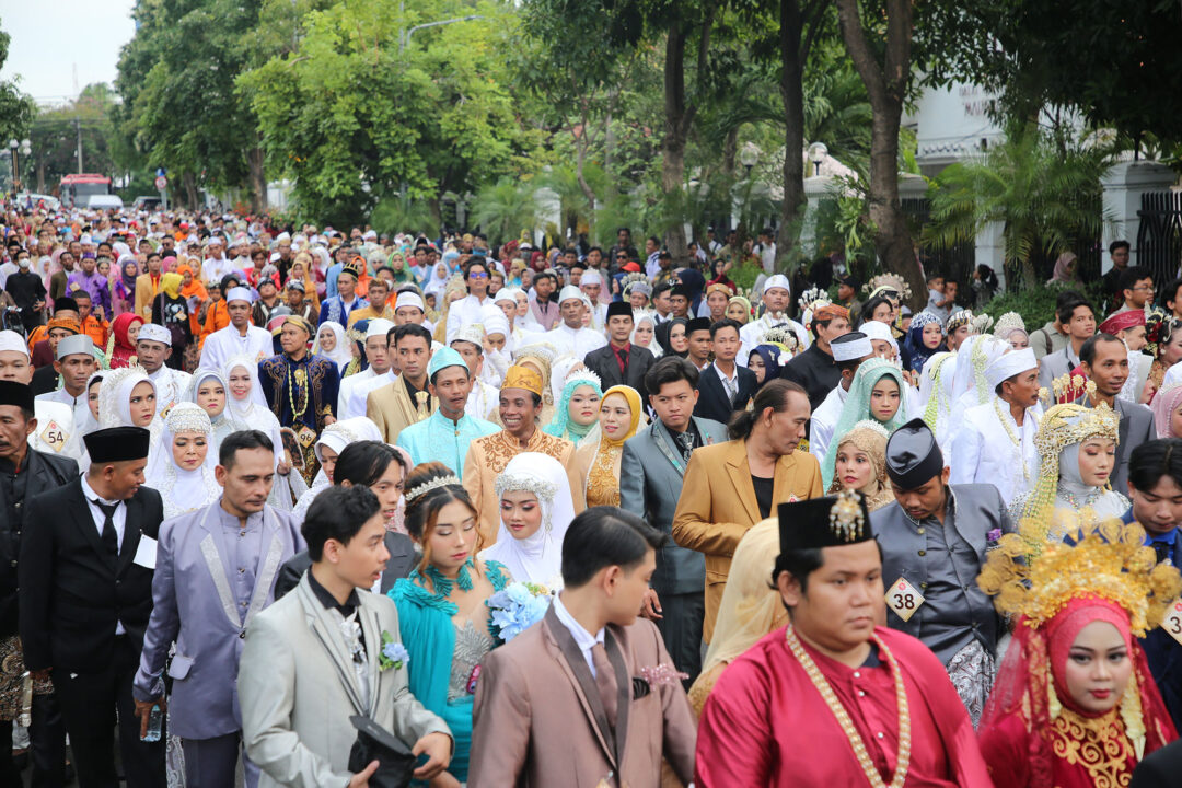 100 Pasangan di Jabodetabek Akan Dinikahkan Massal oleh Kemenag, Catat Jadwal dan Syaratnya!