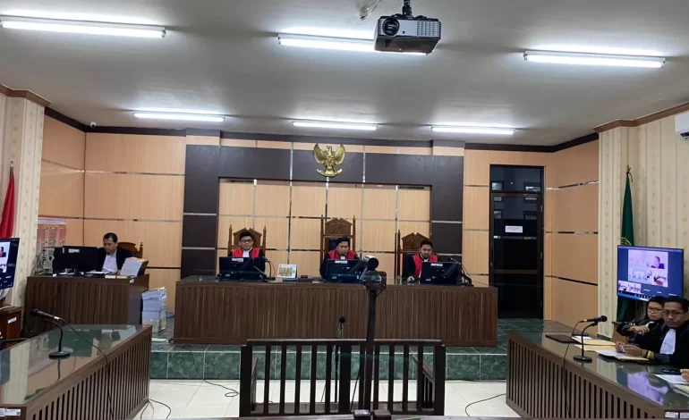 SIDANG PERDANA KANDAS! Bos PT PMJ Akui Hanya Paham 40% Bahasa Indonesia di PN Tanjung Selor