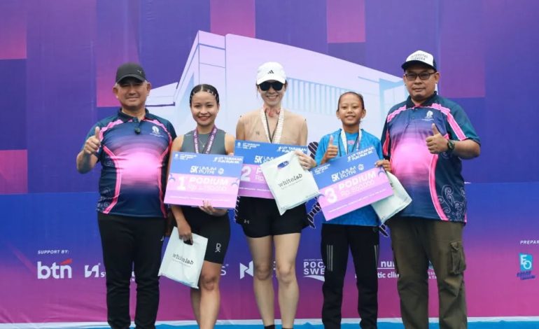 Diguyur Hujan Tak Surutkan Semangat, Ribuan Peserta Ramaikan UT Tarakan Fun Run 2K25