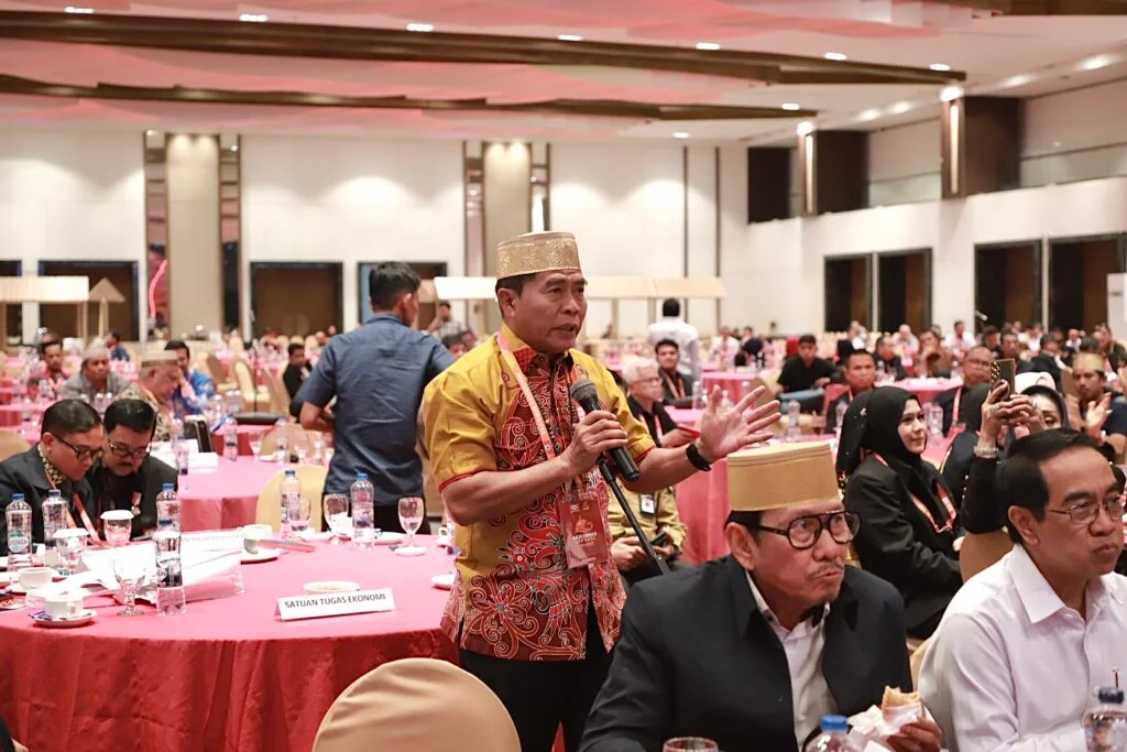 Hadiri Mukernas KKSS di Makassar, Gubernur Zainal Ajak Warga Sulawesi Selatan Jadi Garda Terdepan Jaga Stabilitas Kaltara