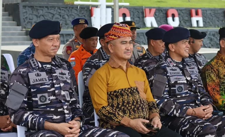 Tanam Disiplin dan Wawasan Kebangsaan, Wali Kota Khairul Buka Persami KKRI di Lanal XIII Tarakan