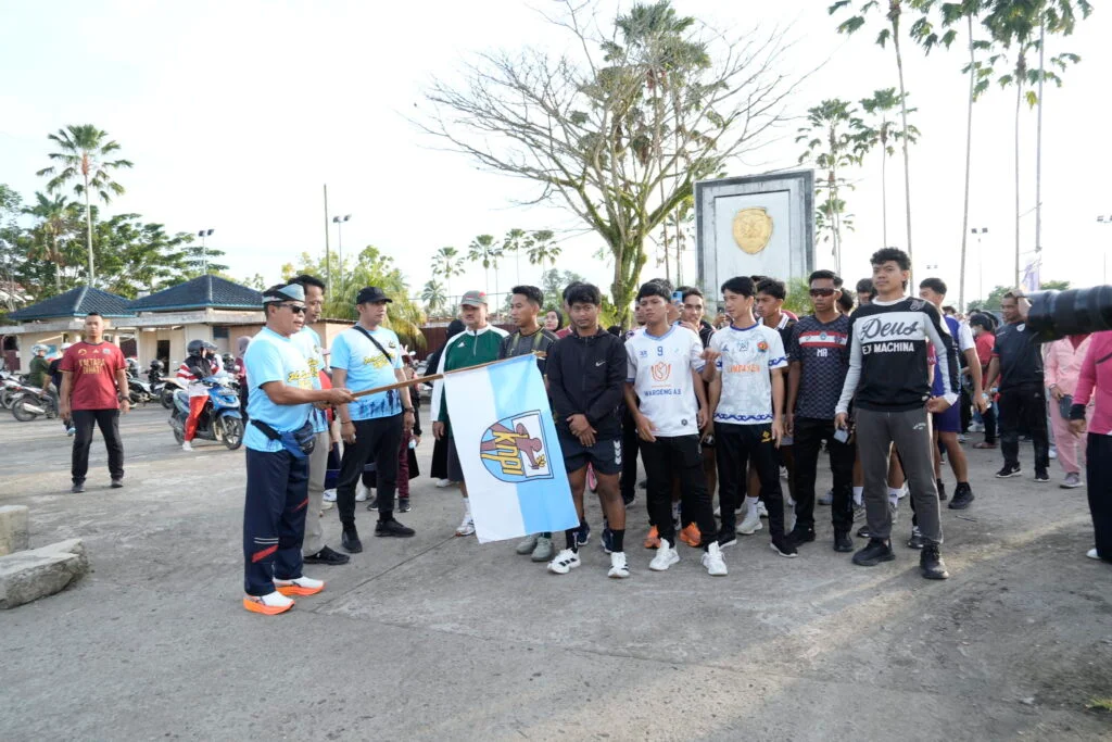 Jalan Santai Semarak Hari Pahlawan