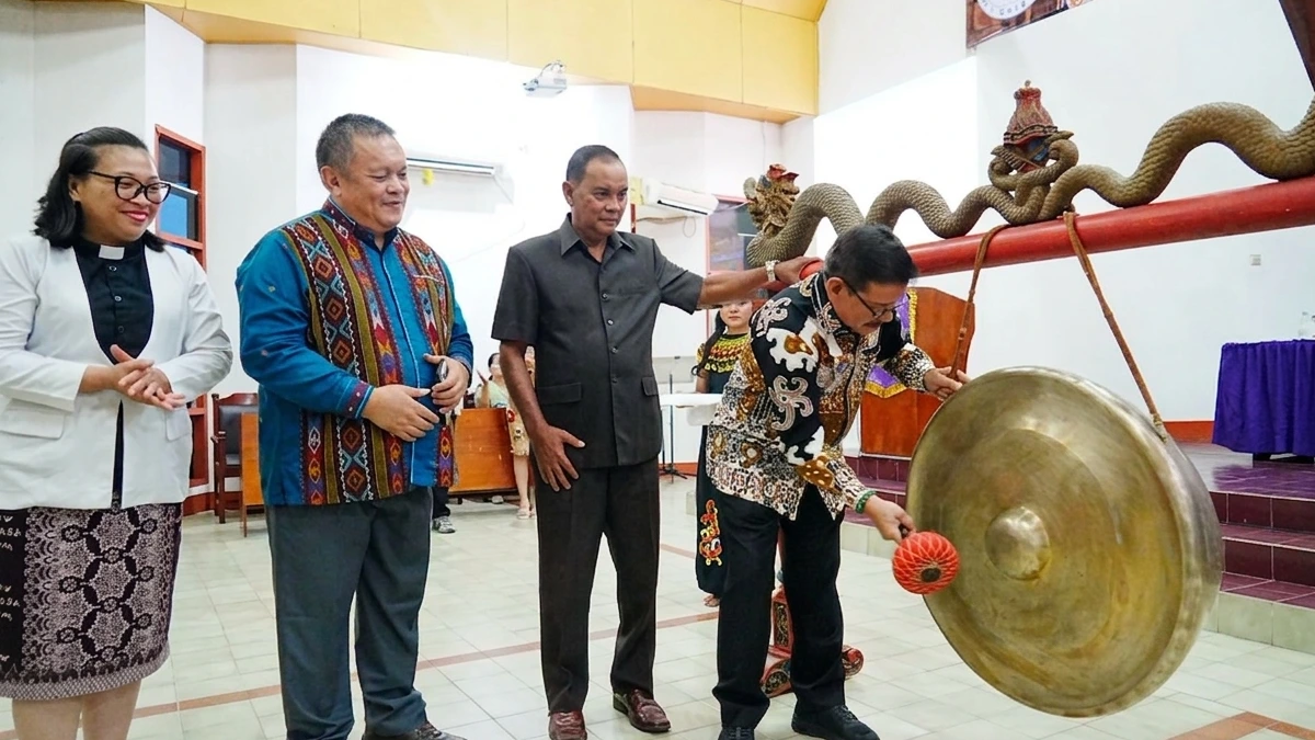 Buka Musyawarah GPIB di Bunyu, Wagub Ingkong Ala Ajak Gereja Sinergi Cetak SDM Berakhlak