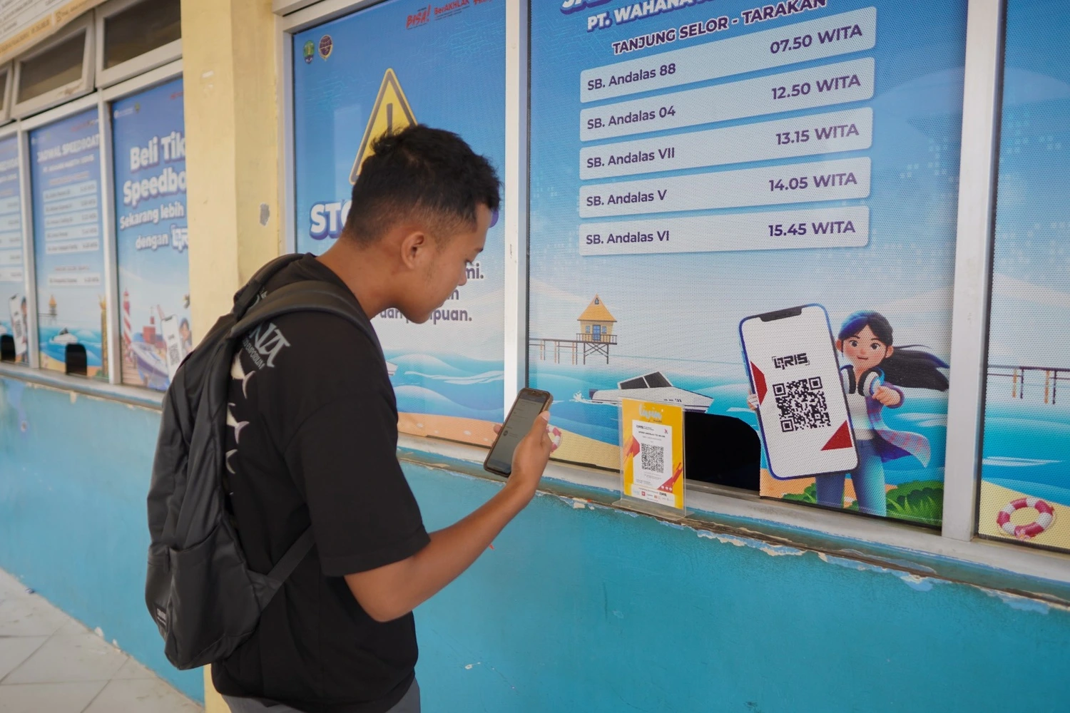 Dukung Digitalisasi Transportasi, Polresta Bulungan Kawal Peluncuran QRIS di Pelabuhan Kayan II