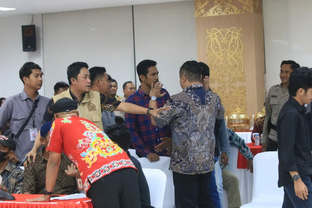 RDP KIPI Memanas: Kemper Suarakan Hak Warga Mangkupadi