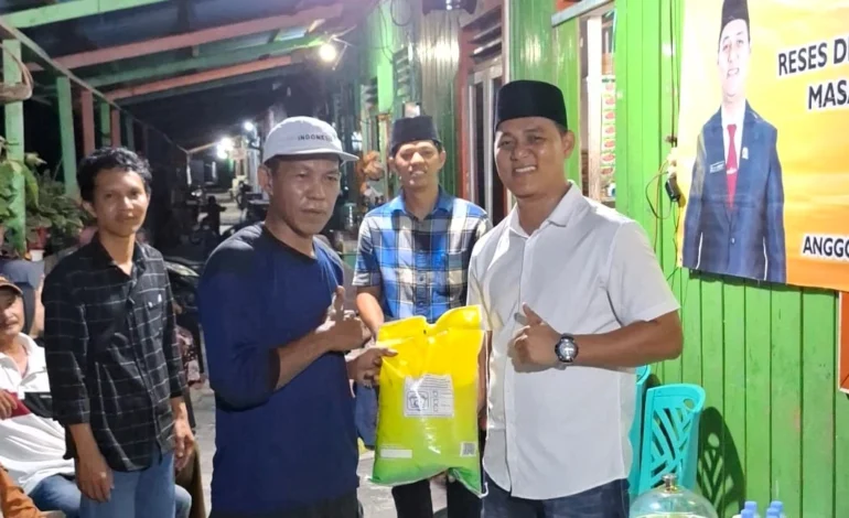 Dino Andrian Gelar Reses di Kelurahan Karang Rejo, Serap Aspirasi Warga dan Salurkan Bantuan Beras