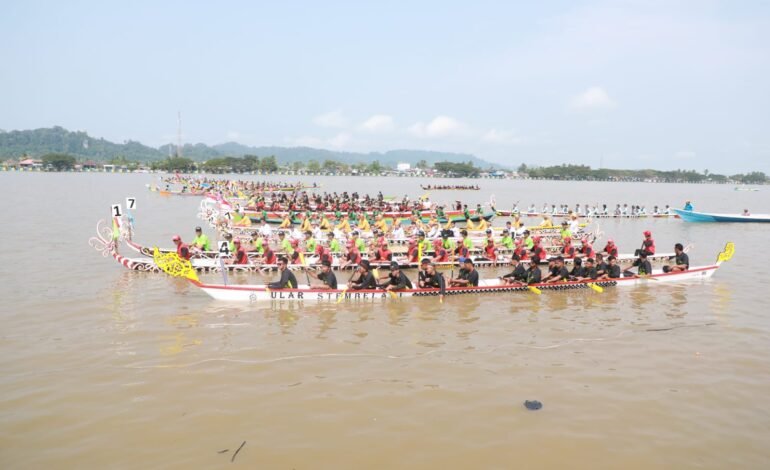 Panitia Khusus (Pansus) III DPRD Kalimantan Utara terus menuntaskan pembahasan Ranperda tentang Tata Cara Perizinan Pengusahaan Sumber Daya Air di Wilayah Sungai Kayan. Setelah pembahasan di tingkat pansus selesai, Ranperda tersebut akan memasuki tahap harmonisasi di kementerian terkait.