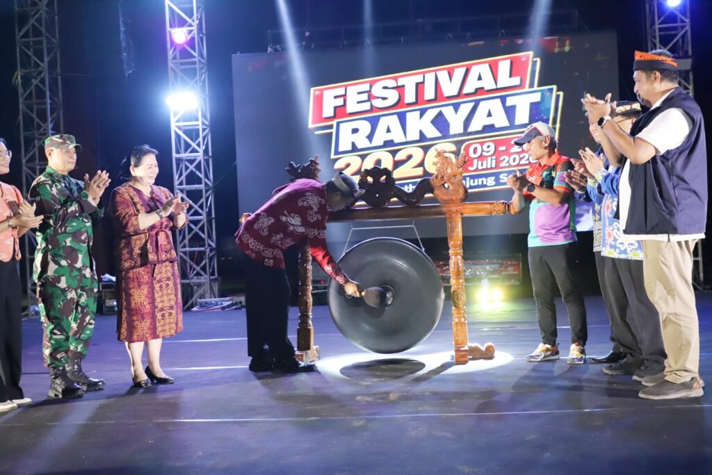 Festival Rakyat Kaltara 2026 Dibuka, UMKM Lokal Didorong Jadi Penggerak Ekonomi Daerah