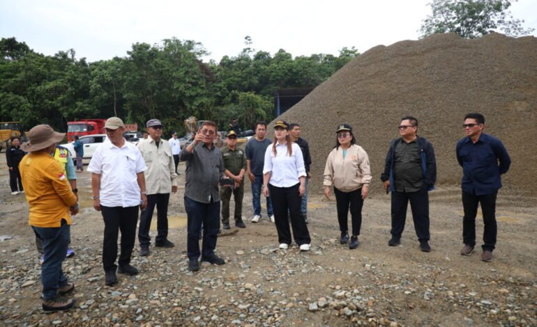 Wagub Kaltara Tinjau Langsung Jalan Perbatasan, Perbaikan Akses Jadi Prioritas